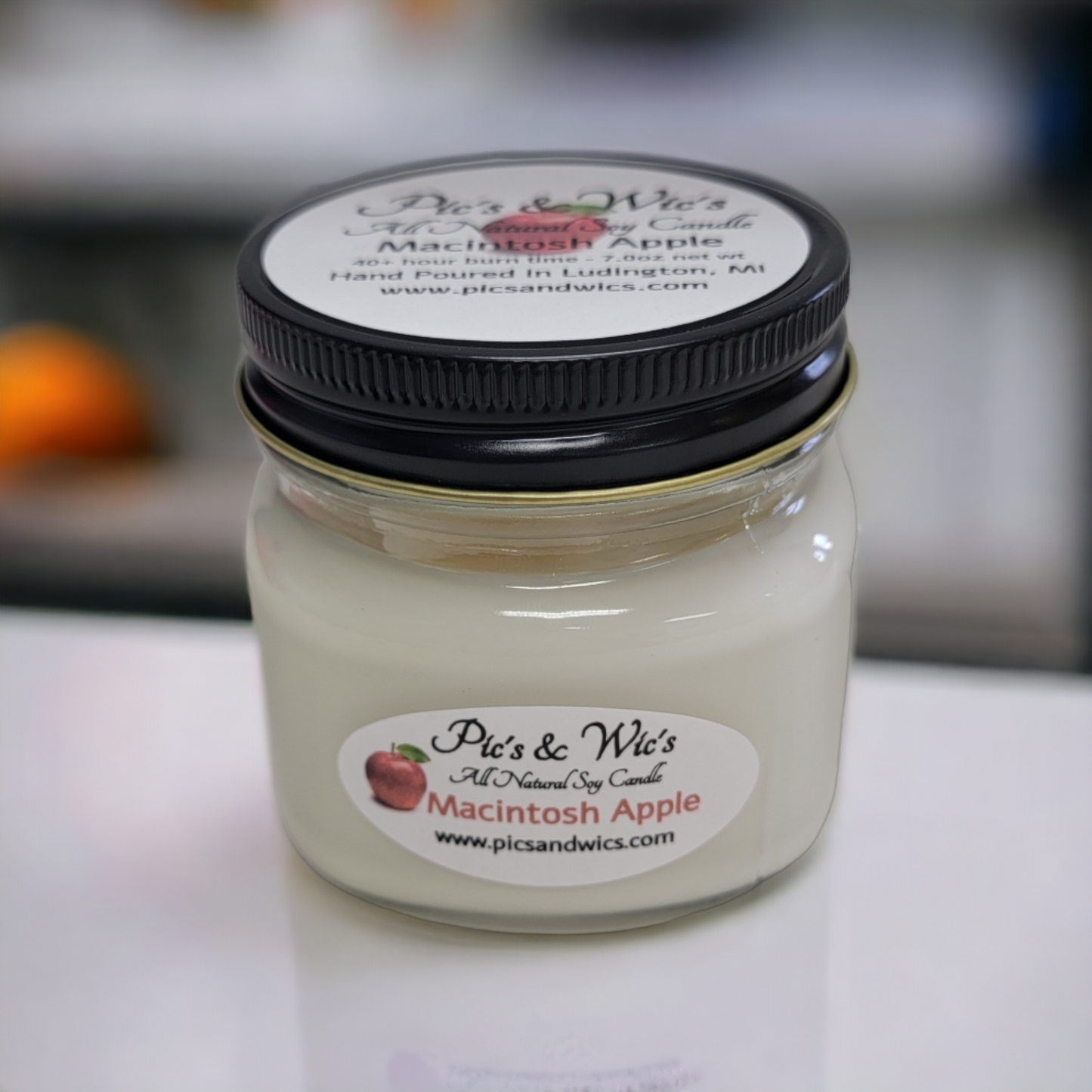Macintosh Apple Soy Candle